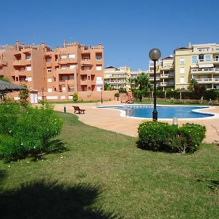 Independiente En Con Piscina Compartida * Ciudad Quesada