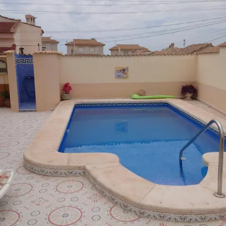 Independiente En Con Piscina Compartida * Ciudad Quesada