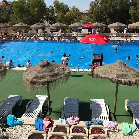 Independiente En Con Piscina Compartida アパート シウダー・ケサダ